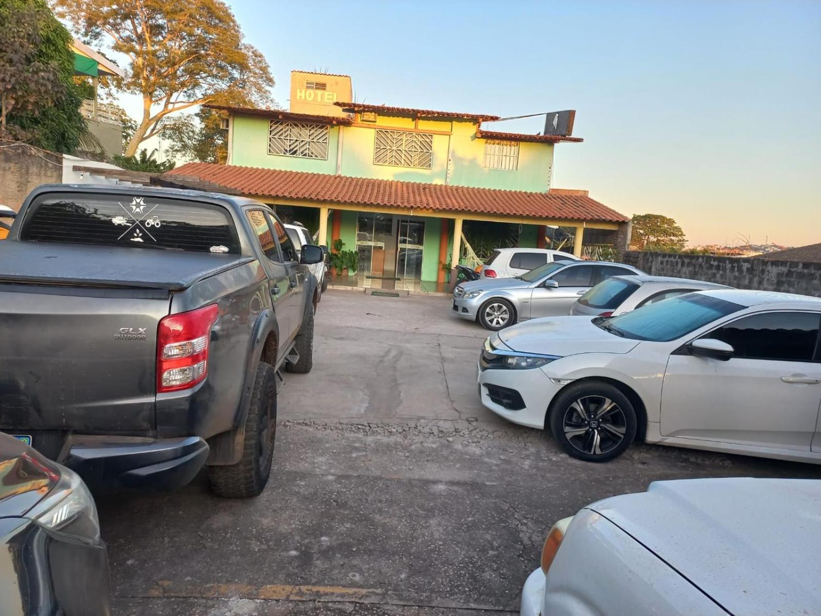 Pousada Hotel Araguaia Aragarcas Exterior foto